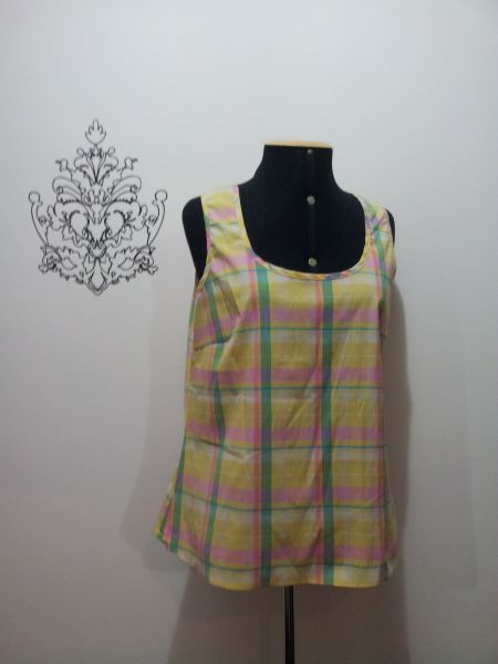 Blusinha xadrez com laços